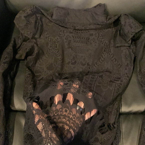 Morte Mistress Top [B] - S / Black gothic top preowned - Picture 10 of 10